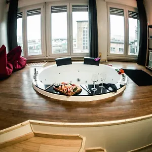 Frühstückspension 4roomz, Bologna