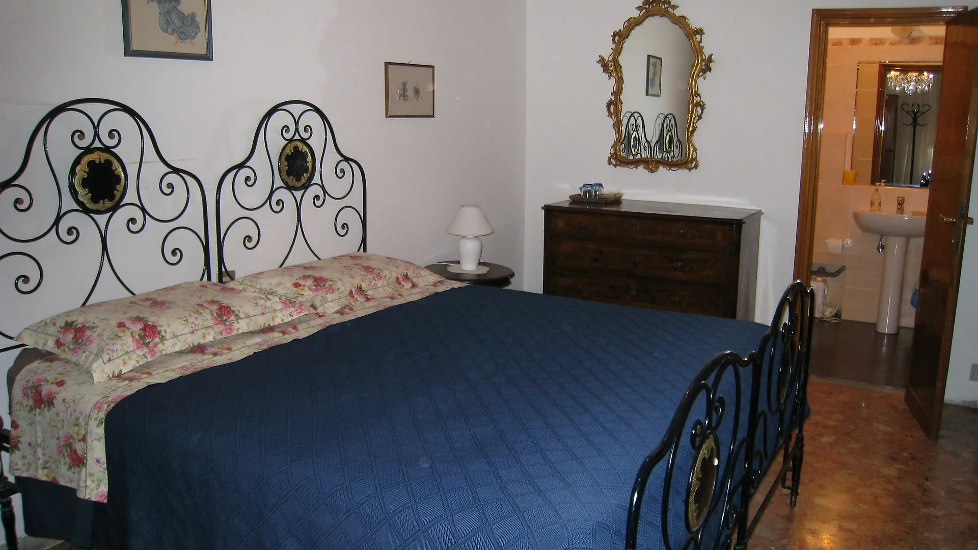 A B C Bologna In B&B Bed & Breakfast